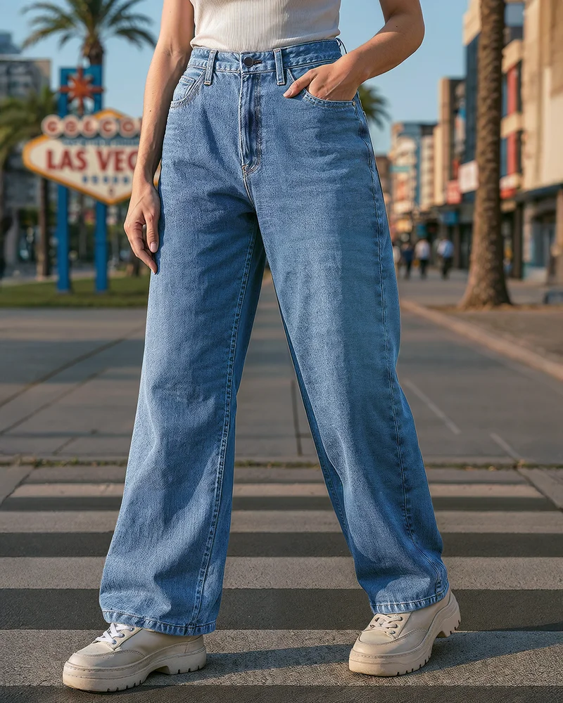 بيواكوف جينز نسائي واسع أزرق مغسول